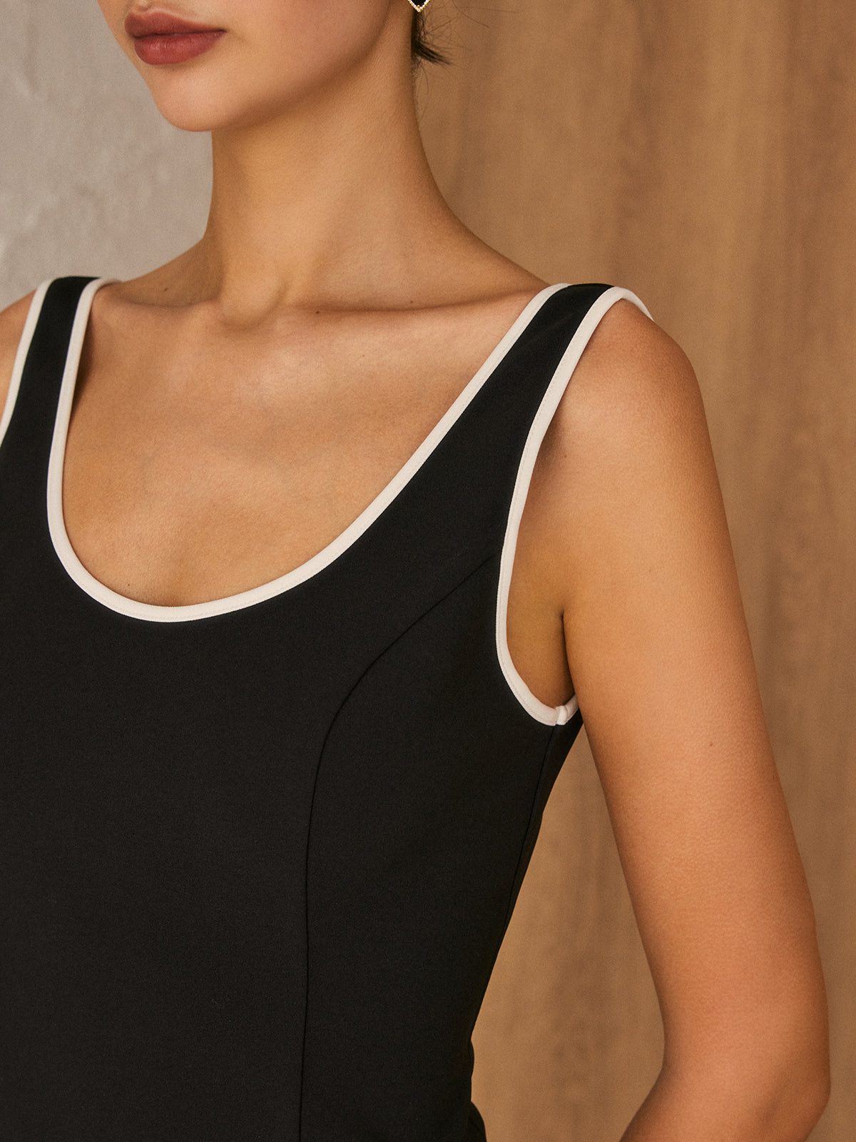 Contrast Trim Piping Zipper Dress - Chic Rio