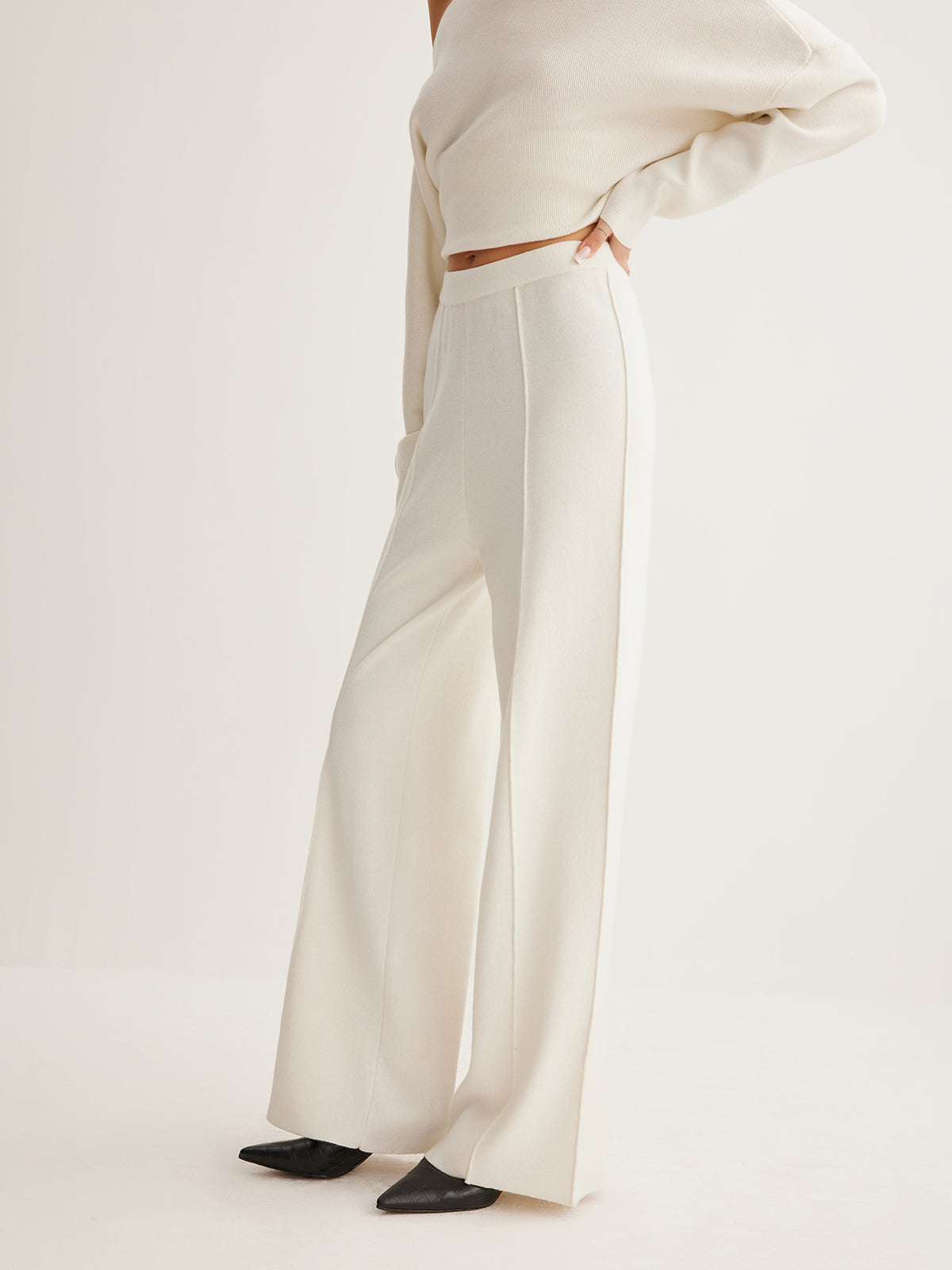 Wool-Blend Piping Pants - Chic Rio