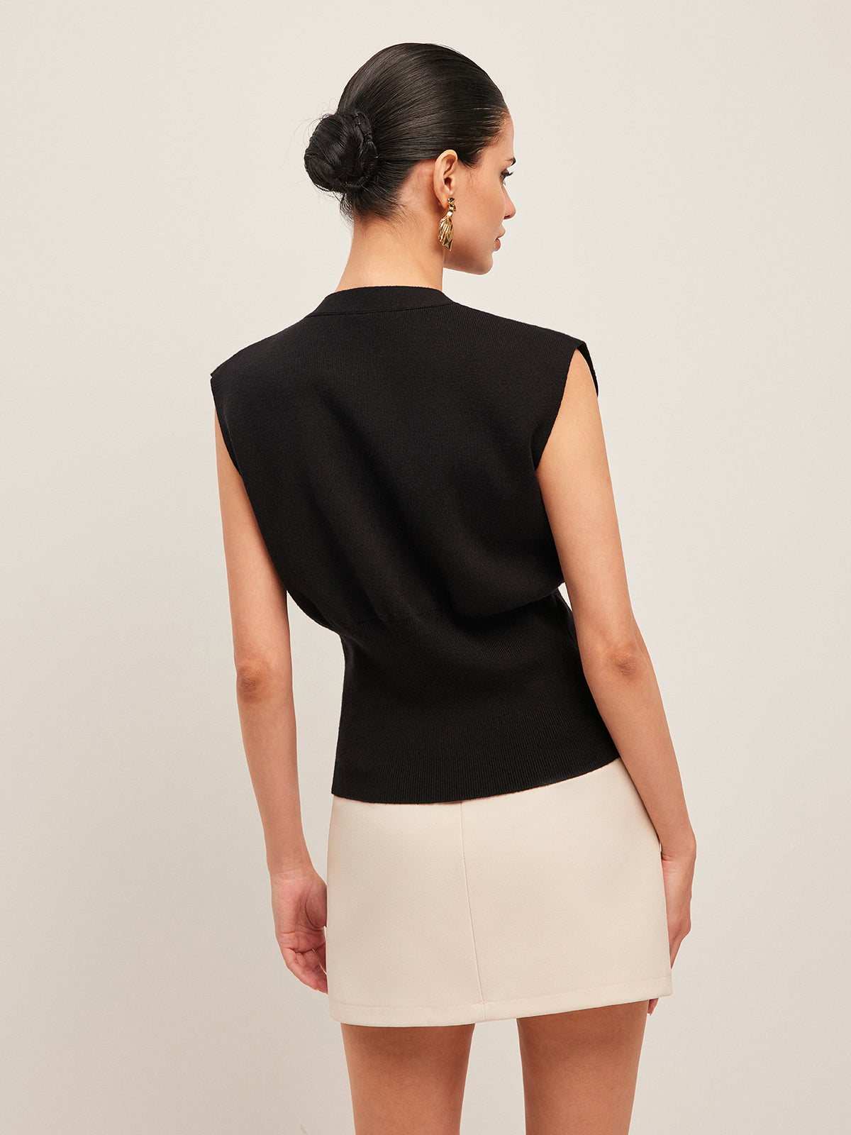 V-Neck Buttoned Detail Sweater Vest - Chic Rio