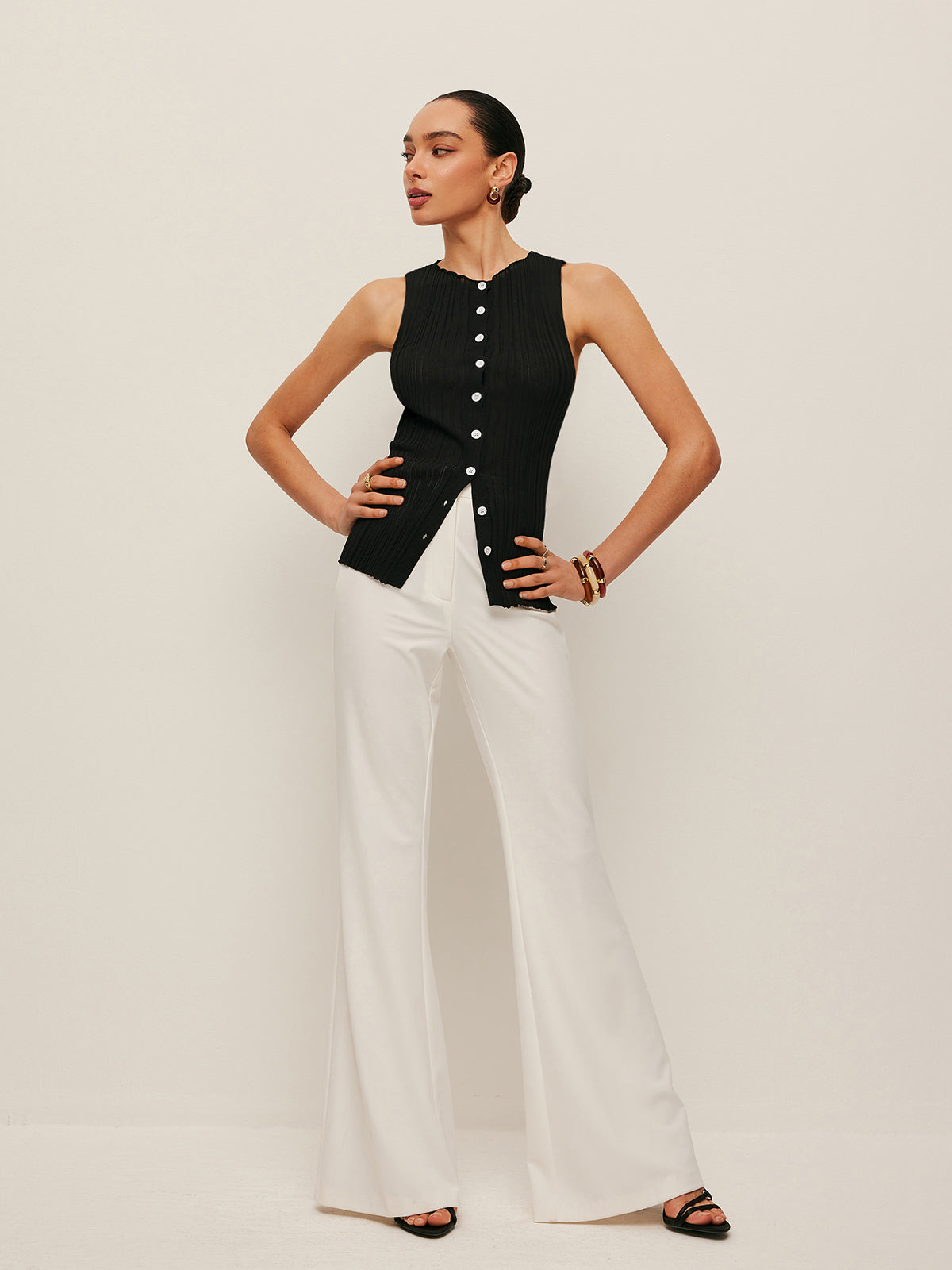 Sleeveless Ribbed Button-Front Top - Chic Rio