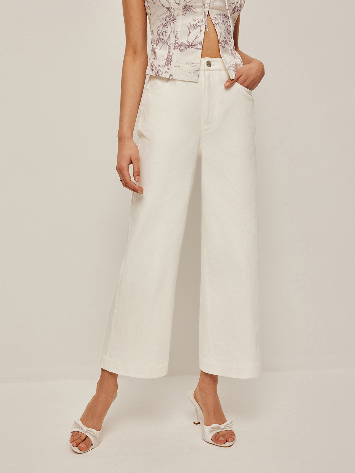 High-Waist Wide-Leg Jeans - Chic Rio
