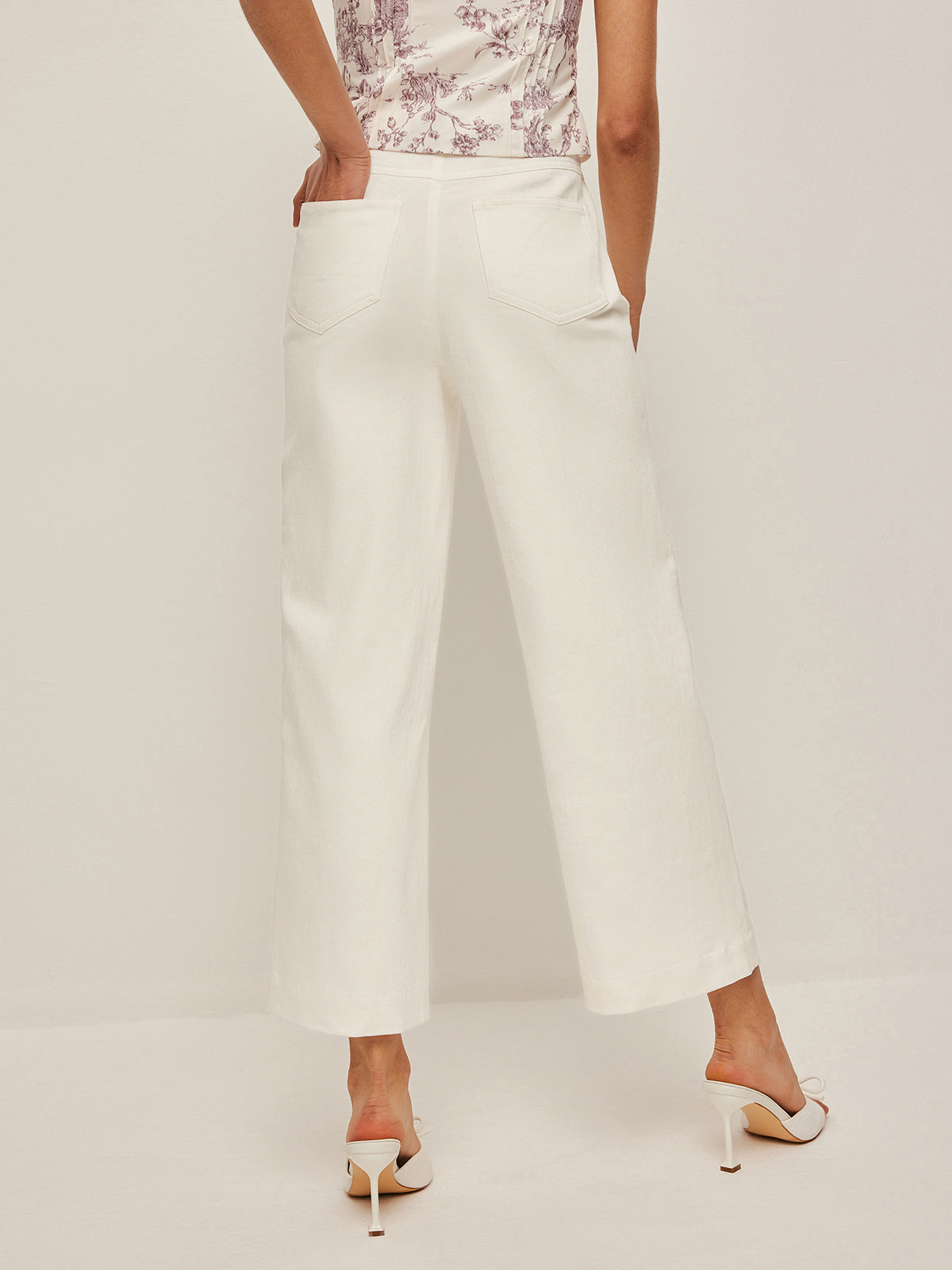 High-Waist Wide-Leg Jeans - Chic Rio