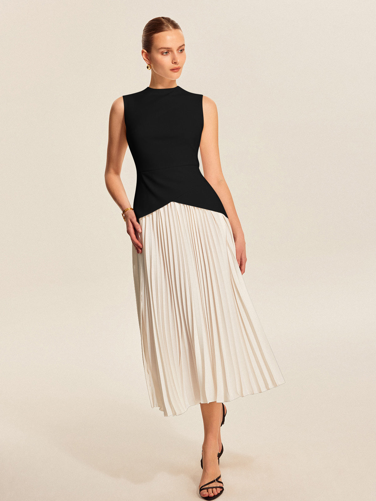 Sleeveless Pleated Dress - Chic Rio