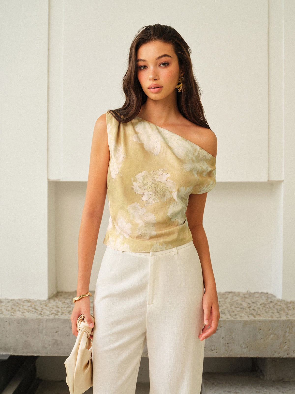 One-Shoulder Floral-Patterned Top - Chic Rio