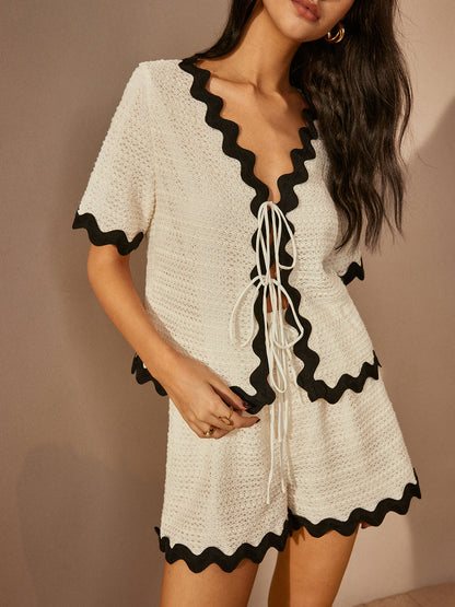 Contrast Trim V-Neck Shorts Set - Chic Rio